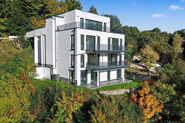 Yeni yapı: Panoramik konumda otopark yeri dahil 3,5 odalı rüya daire