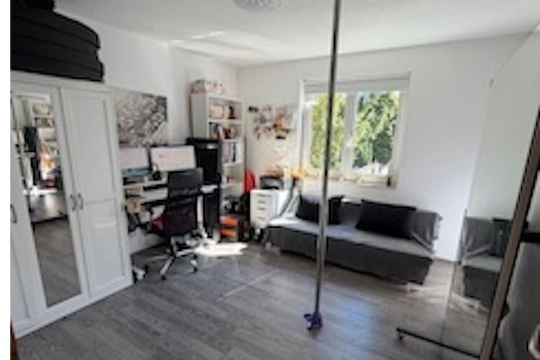 3-Zi-ETW Essen-Altendorf, Tiefgarage unter dem Haus, frei ab 01.07.26 – Kinderzimmer