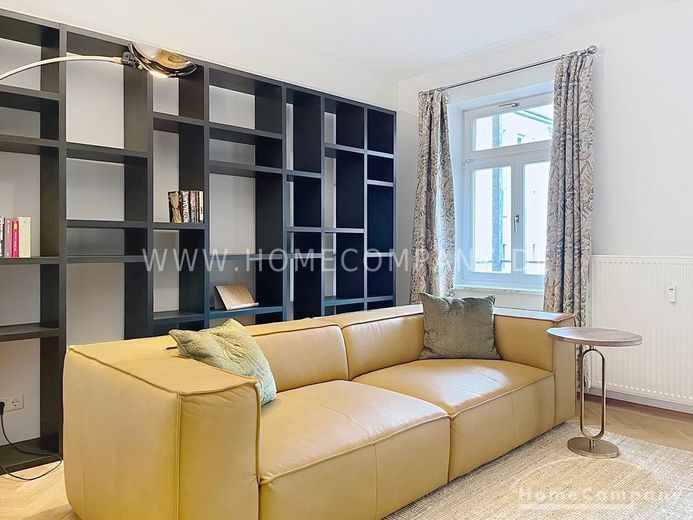 Luksus w najlepszej lokalizacji: wysokiej klasy mieszkanie 4,5-pokojowe z balkonem przy Weißenburger Platz – 2ea54ab5b98c2eca76988e613c8d6391f1dbe693.jpg