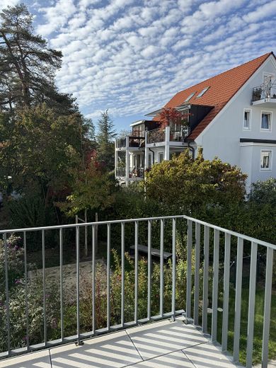 APPARTAMENTO IN VILLA PARI AL NUOVO | 2 BALCONI - SUD e OVEST | VISTA SUL VERDE | CUCINA ATTREZZATA | ARREDI SU MISURA | SMART HOME – Blick vom Westbalkon 