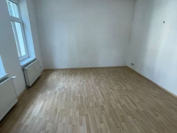 Tolle 3-Raum-Wohnung mit EBK und Balkon im grünen Pölbitz zu vermieten – Foto 1