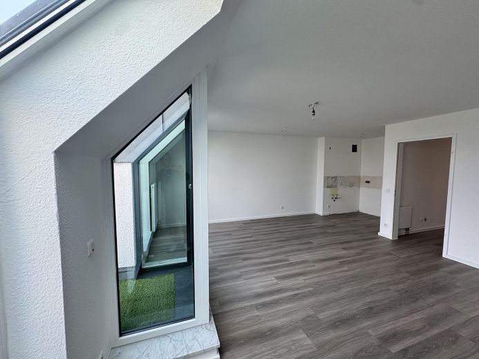 Komfortable Stadtwohnung mit Aufzug – Wohn-/Essbereich
