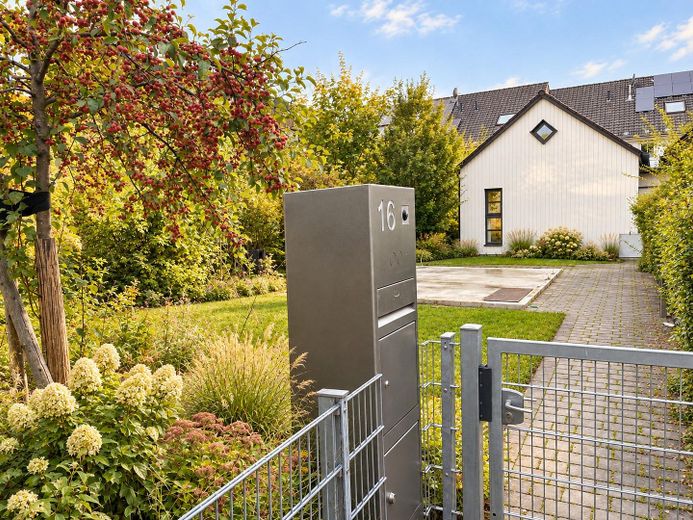 EFH auf grossen Grundstück renovierungsbedürftig plus Tinyhaus Variante und BG für MFH – Foto 4