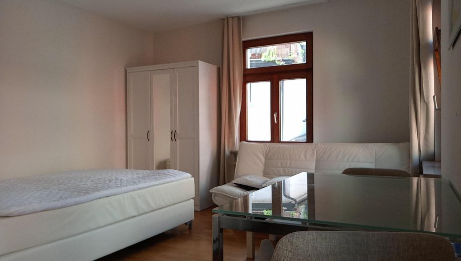 1-kamerappartement zeer centraal bij de Bodanplatz KN – Wohnbereich