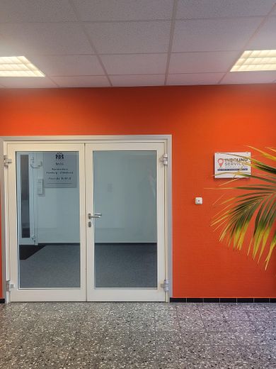 Moderne Bürofläche in Top-Lage Winterhude/Uhlenhorst – courtagefrei – Eingangsbereich 2