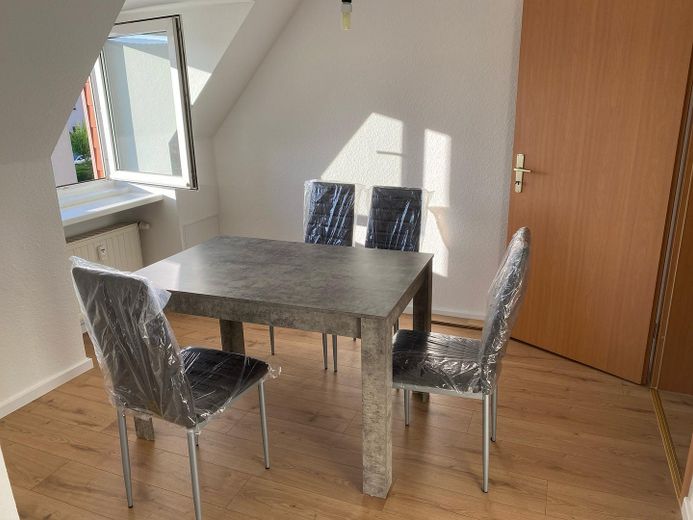 Renovierte Dachgeschosswohnung in ruhiger Lage – Foto 16