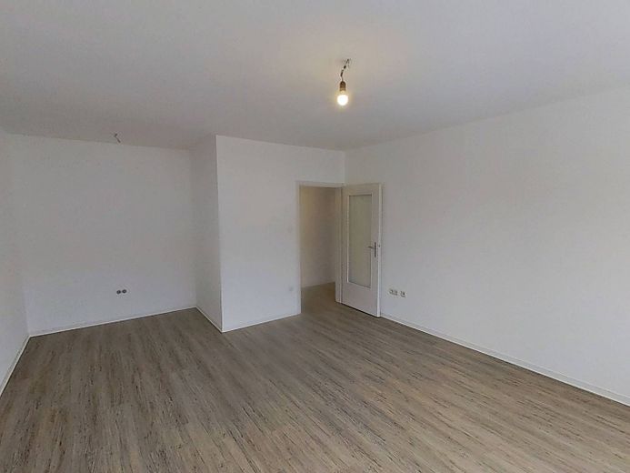 Perfekt für Paare oder eine kleine Familie: Gemütliche 3-Zimmer-Wohnung mit BALKON – Ansicht III: Wohn- und Esszim…