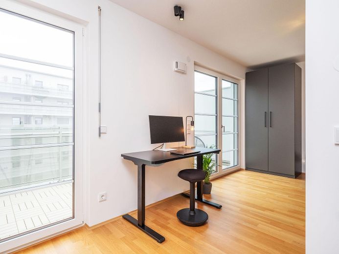 Business Apartment möbliert alle Kosten inklusive – Homeoffice