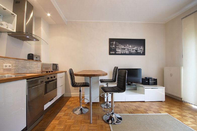 Stylish-moderne Wohnung mit Parkettboden, Internetzugang (VDSL), zentral und ruhig – bd4c5f6f61c42d28e533238410a14f423d5e7ef2.jpg