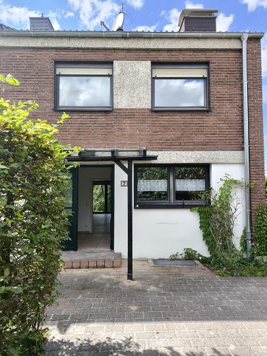 Front von der Terasse 1 aus