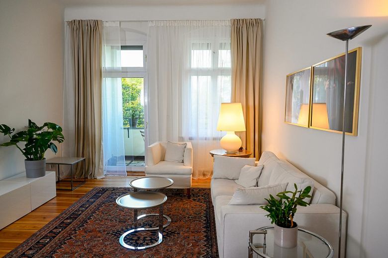 Stijlvol volledig gemeubileerd appartement van 65 m² in een oud gebouw met balkon – direct aan het Stadtpark Steglitz – Foto 4