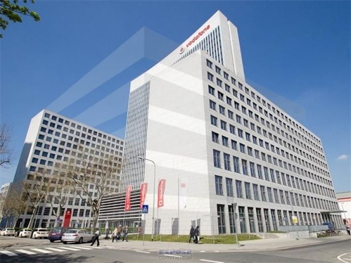 KLE!N - Provisionsfrei - Moderne Büroetagen mit hochwertiger Ausstattung – Foto 1