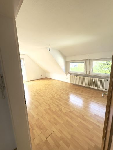 Helle 4-Zimmer-Wohnung mit Balkon & Garage in Korb – ideal für Paare – Foto 5