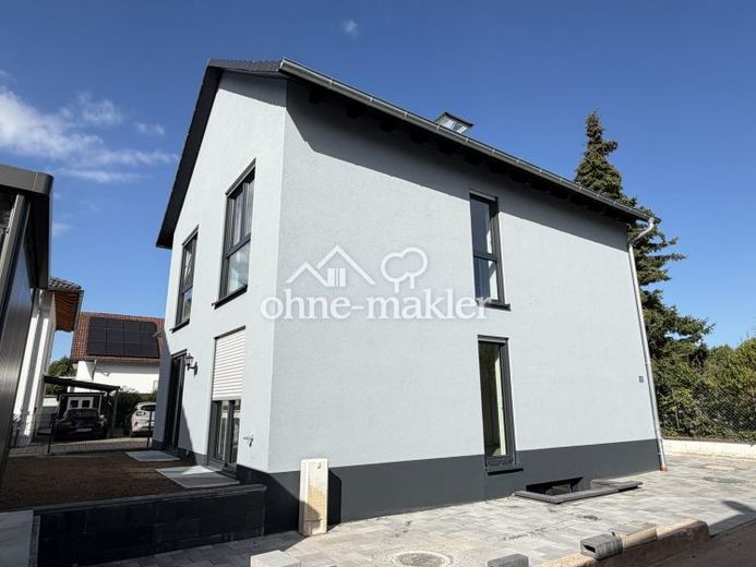 Erstbezug im Neubau – Stilvolle 2-Zimmer-Wohnung mit eigenem Garten und moderner Ausstattung – Foto 1