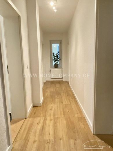 Schöne, neu eingerichtete 2 Zi.-Wohnung, 2. OG. – a5795870bb5d71c3bf252f3afe00362ff0af4d31.jpg