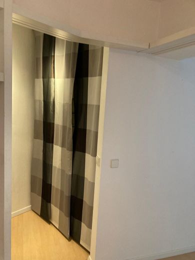 2. Abstellraum Vorhang