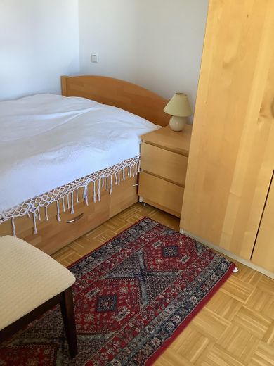 Temporaneamente dal 1.9.26/15.9.26/1.10.26Arredato -  11 mesi -   Tranquillo verso il cortile interno - Centrale - – Schlafzimmern120x200cm Bett