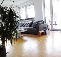 LICHTDURCHGEFLUTETE 3,5 ZIMMER CITY WOHNUNG MIT BALKON IM BESTLAGE WESTEND – फोटो 4