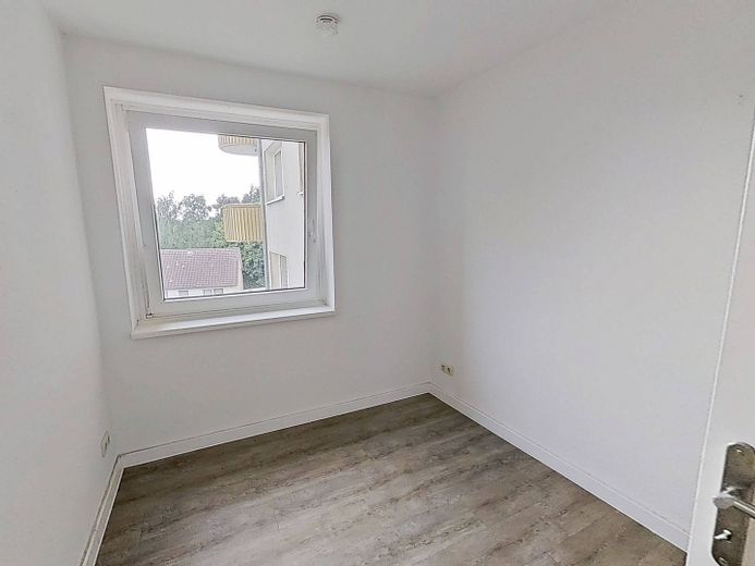 Bien distribuido apartamento de 3 habitaciones con BALCÓN y cocina equipada – Ansicht I: Schlafzimmer II