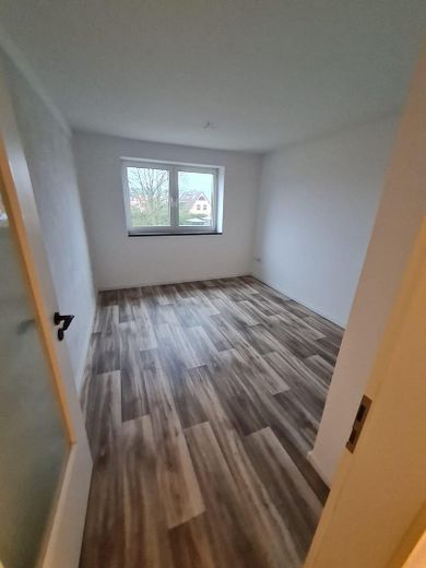 NEUSTADT OT POGGENHAGEN: Schöne Doppelhaushälfte in ruhiger Feldrandlage mit guter Anbindung – Kinderzimmer 1