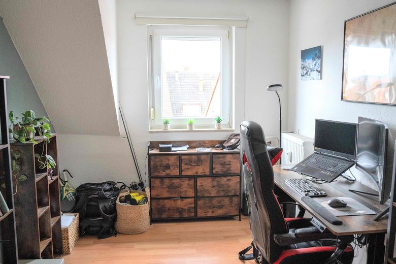 helle 3-ZKB in Neckarau mit Balkon – WG-tauglich – Zimmer