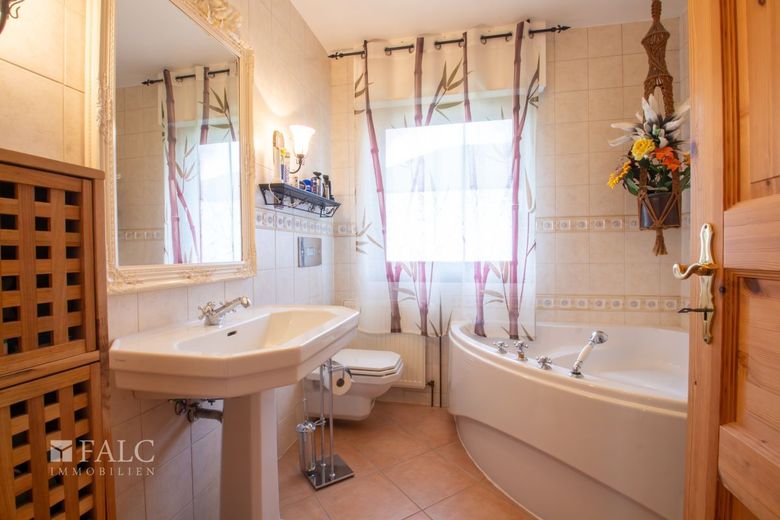 Unser Platz im Grünen! – Badezimmer