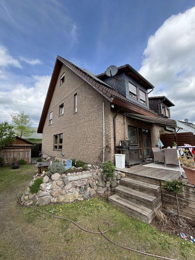 Metà casa bifamiliare a Berlino Karow con appartamento indipendente – Foto 4