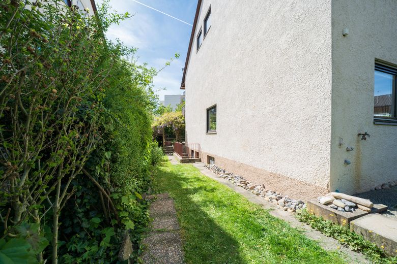 Großzügiges Reiheneckhaus mit Fernwärmeanschluss PROVISIONSFREI – Garten