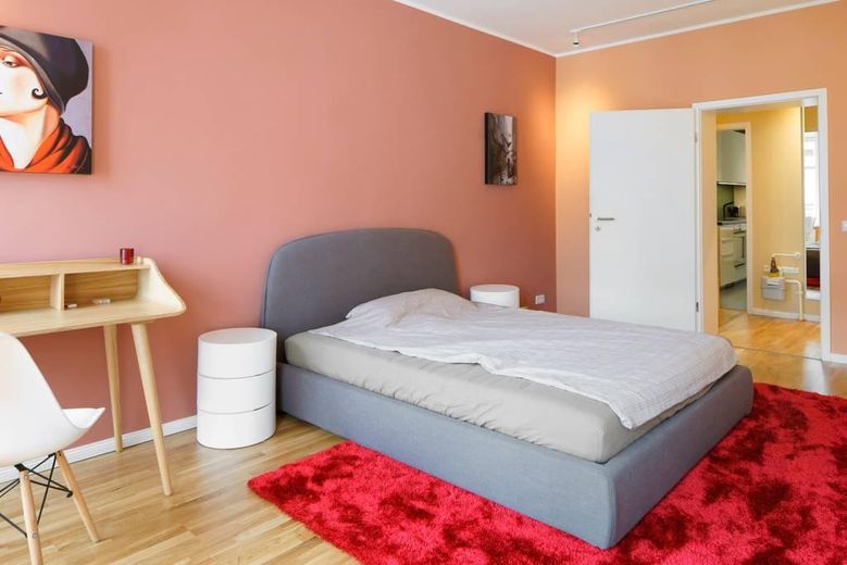 شقة من 3 غرف مع شرفة في برلين-برنتسلاور بيرغ – Schlafzimmer 1