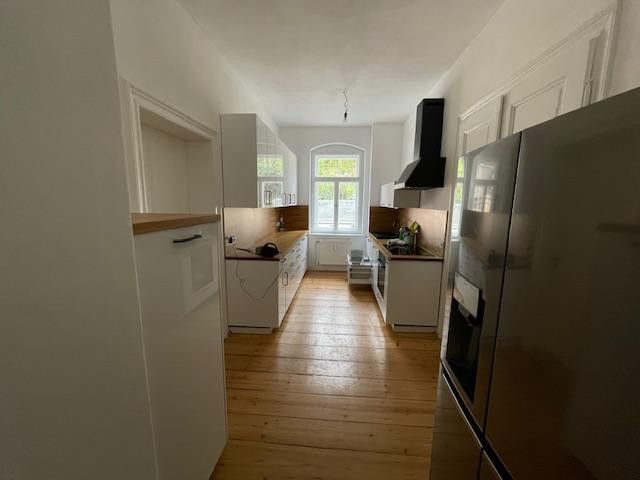 Tharandt près de Dresde - ancien bureau de poste impérial à rénover entièrement - appartement de 6 pièces à l'étage, 2 salles de bains, 2e étage – Küche