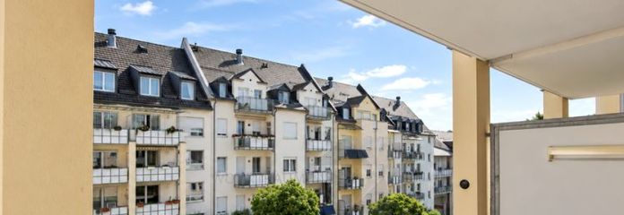 !! Wohnen im Kaßberg-Karree !! tolle 3 Raum Whg. mit Balkon, Aufzug und EBK