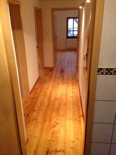 Einfamilienhaus mit Einliegerwohnung in Premium-Revitalisierung – Diele DG