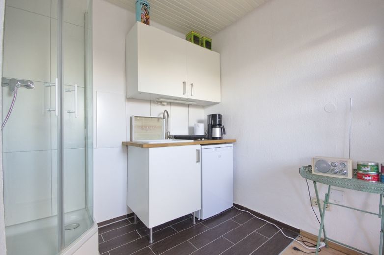 Kleines Apartment in attraktiver Lage, zum Beispiel für Berufspendler – 526fa94cee7696b1071b8d00d872e902a2b4f26b.jpg