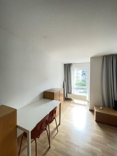 Appartement 1,5 pièce lumineux, moderne et meublé, situé au centre de Fürth – Photo 7