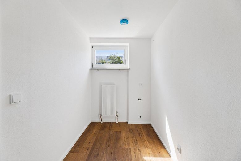 Tolle und gemütliche 3,5-Zimmer-Wohnung im beliebten D-Programm-Viertel von Amberg – HWR/Büro