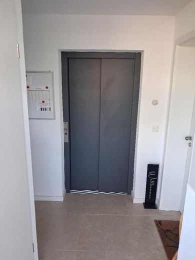 Moderne 3-Zimmer-Erdgeschosswohnung mit Terrasse und Carport in Bad Oeynhausen-Werste – Aufzug