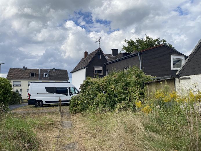 Blick von Süden auf die DHH