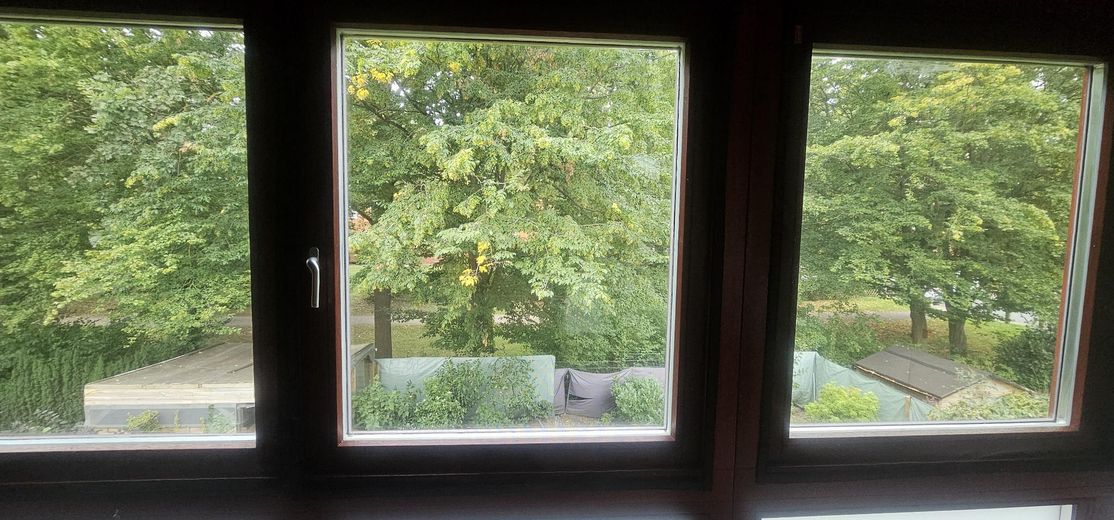 Energieeffizientes Haus in Hannover-Bothfeld von Privat - 758.000 € VB – Blick vom Balkon zum Garten
