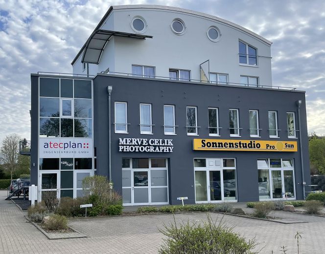 Attractive office spaces in a residential and commercial building, near Weserpark – Foto 1