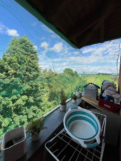 Rendimento del 5% - monolocale con balcone e posto auto in autorimessa privata – Balkon mit unverbaubarem Blick