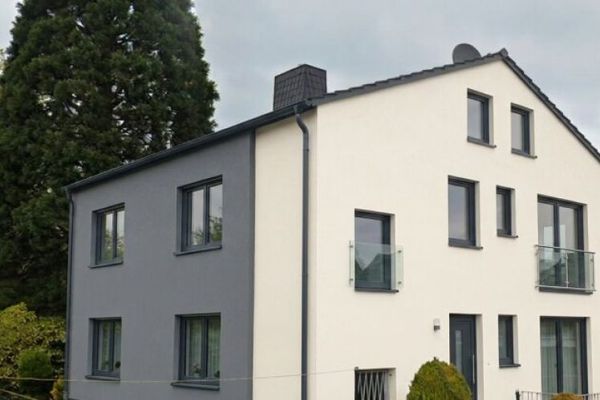 Verwirklichen Sie Ihren Wohntraum- Zweifamilienhaus auf ca. 828 m² Grundstück in Bochum!