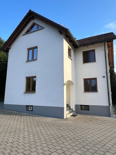 Haus von linker Seite