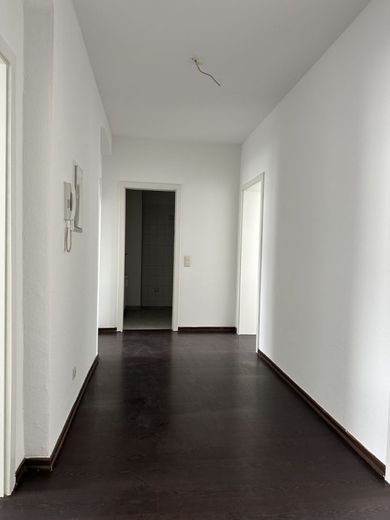 Gut geschnittene 3-Raumwohnung nur unweit vom Hauptbahnhof! – Diele