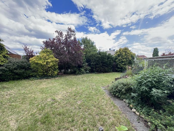 Hell und großzügig geschnitten - Freistehendes Einfamilienhaus mit Garten und Kamin – Foto 23