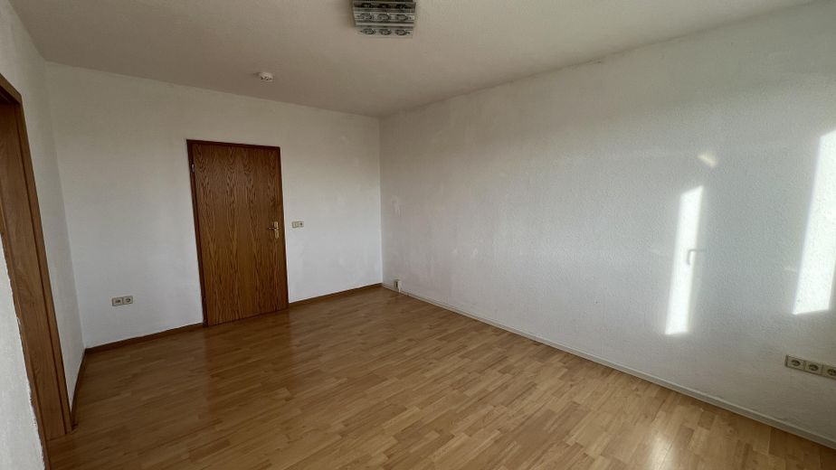 słoneczne mieszkanie 2-pokojowe z kuchnią w zabudowie – Wohnzimmer