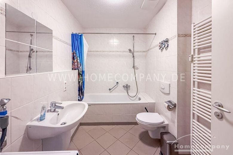 25934 HomeCompany Dresden Appartamento arredato di 2 locali con balcone a Dresden-Neustadt, massimo 3 persone – 93f75b52943968948ec2eb3daa48d0ee7fe94a11.jpg