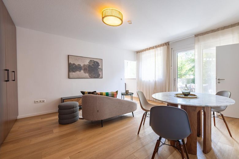 Neu möblierte, ruhige Terrassenwohnung inkl. Schwimmbad im Haus – Foto 5