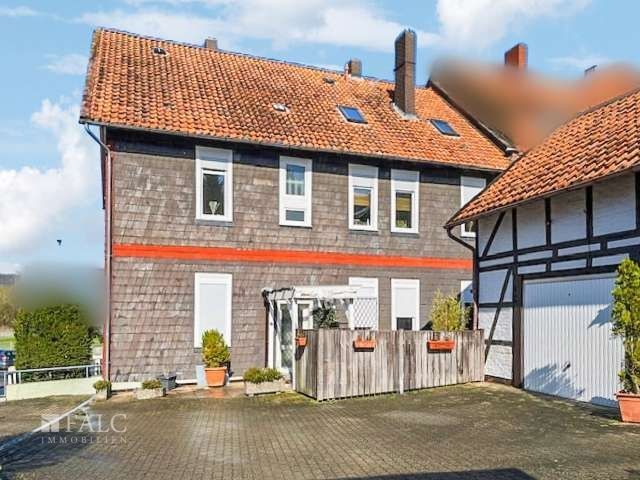 Ihr NEUES Mehrgeneration oder Mehrfamilienhaus mit TOP Rendite – Hofansicht