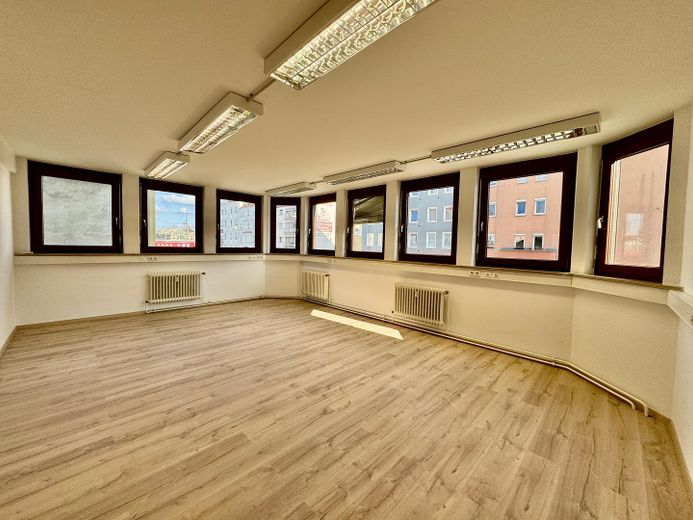 Büro / Praxis / Seminarräume Nürnberg – saniert, 220 m², bei Hbf – provisionsfrei (Eigentümer) – Foto 3
