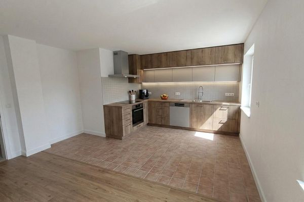 Appartamento al piano terra di 4 locali, terrazza, Dortmund-Klinikviertel, prima occupazione dopo la ristrutturazione